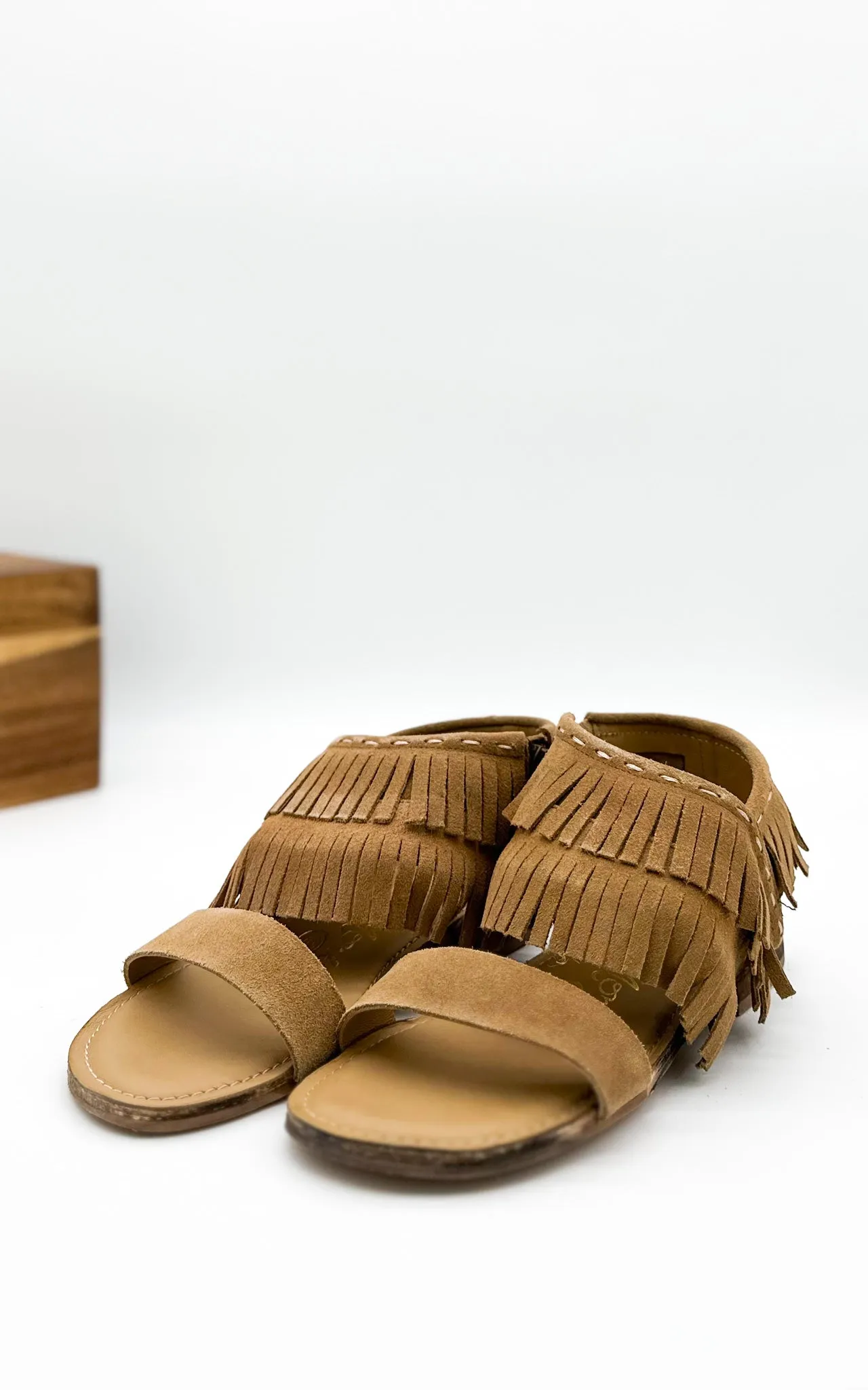 Fringe Star Sandal in Tan