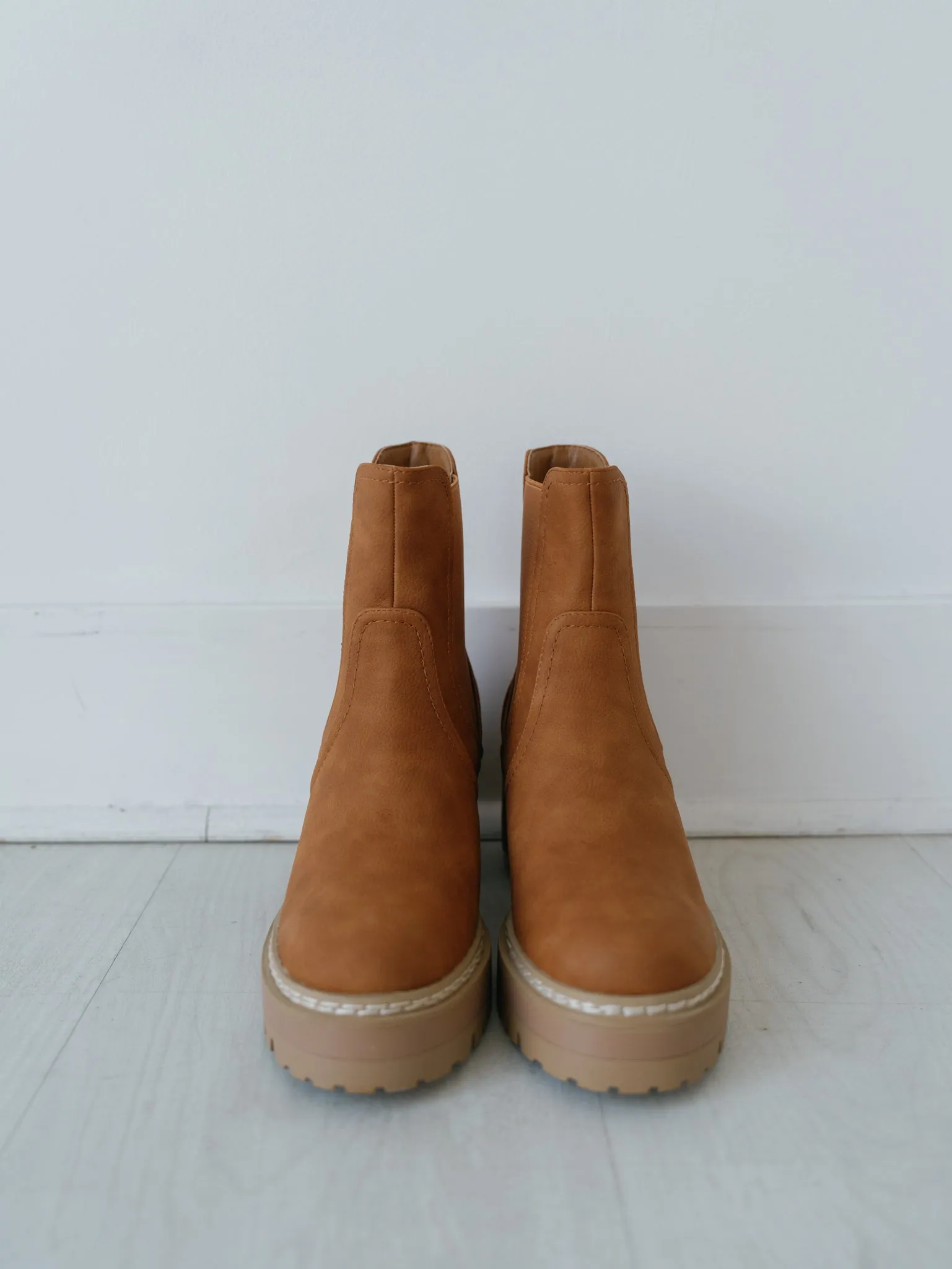 Mia: Torren Boots - Cognac