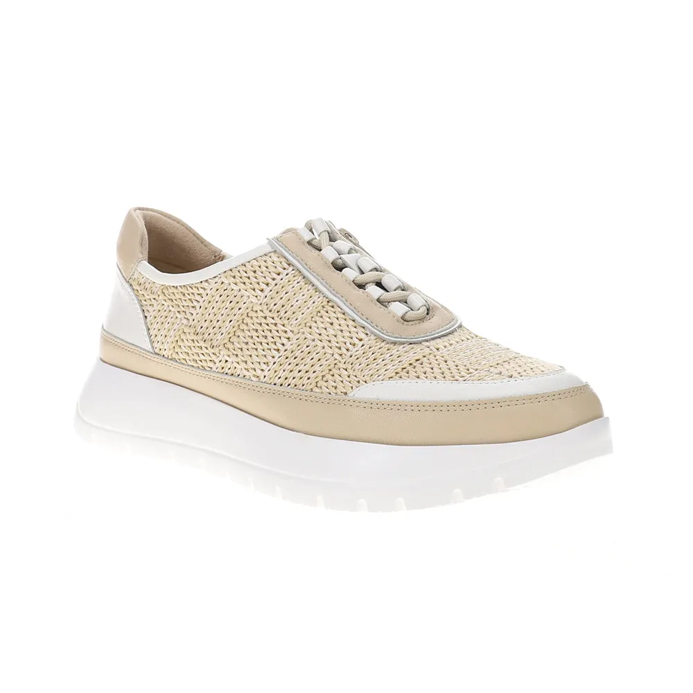 Qubi Slip On Sneakers